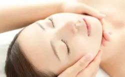 salon SHE°｜耳ツボジュエリーを2,800円から用意する個室プライベートサロン